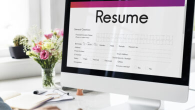 how to use AI to write resume for freshers